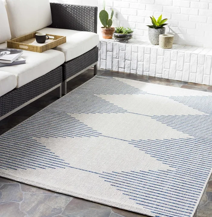 Blue and Cream Outdoor Rug – Decor Steals