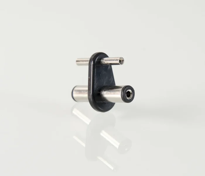 Koncept – P6-08-D0096A-1 – Connector, Male-to-Male – UCX pro – Black – P608D0096A1