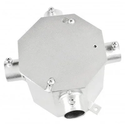 Southwire Garvin Concrete Slab Octagon Box Assembly 3-1/2 Inch Deep With (4) 3/4 Inch Set Screw Connectors (OCA35075)