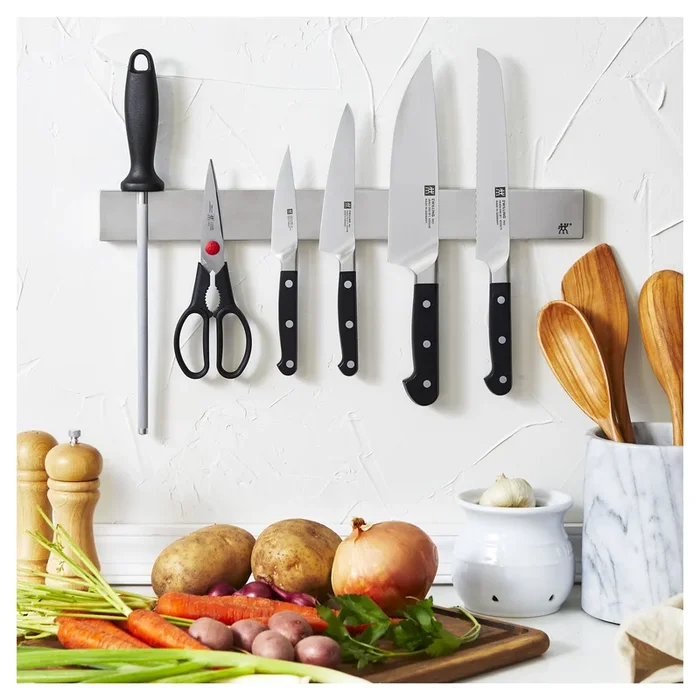ZWILLING 7pc Knife Set with 17.5″ Stainless Magnetic Bar, Pro Series